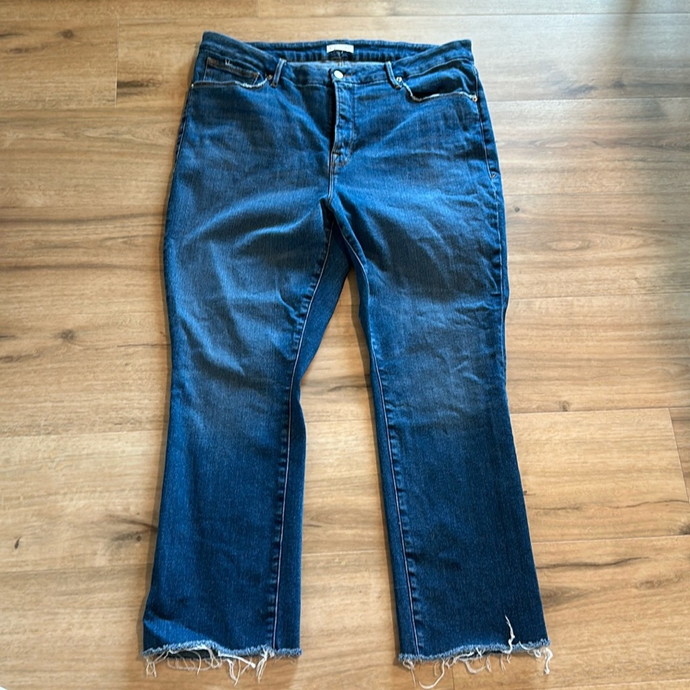 Good American Straight Leg Jeans